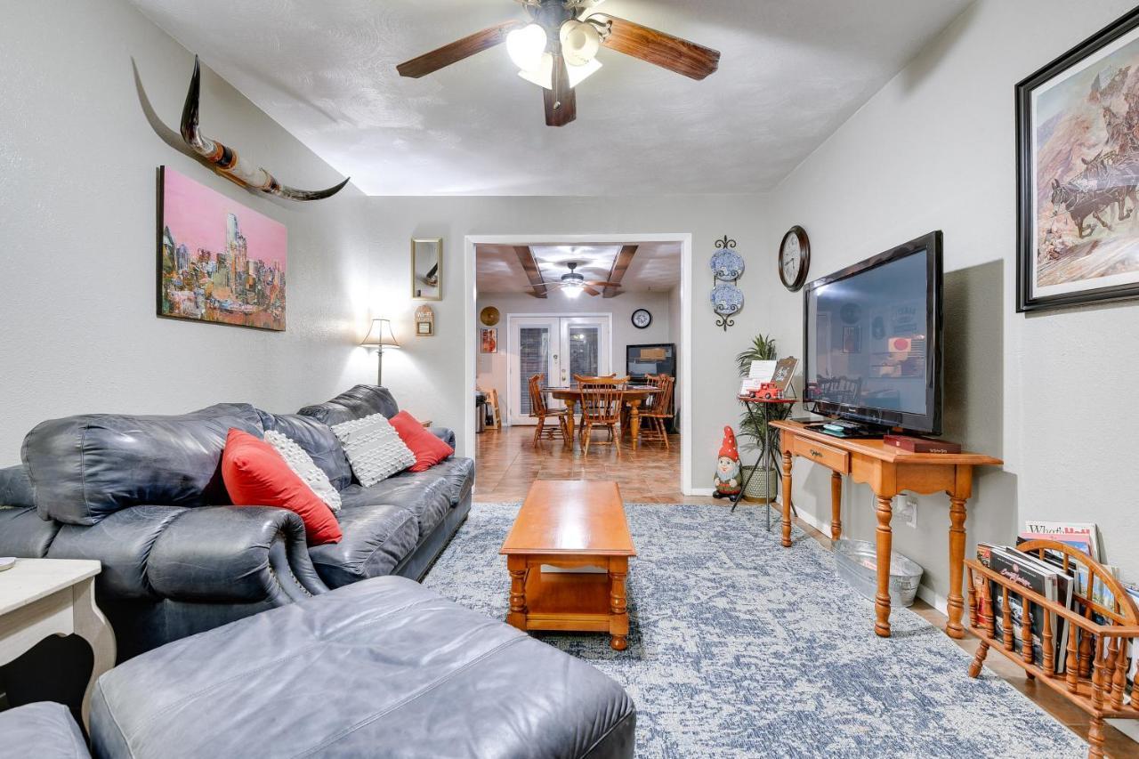 Arlington Home With Patio, Walk To Atandt Stadium! Exterior foto